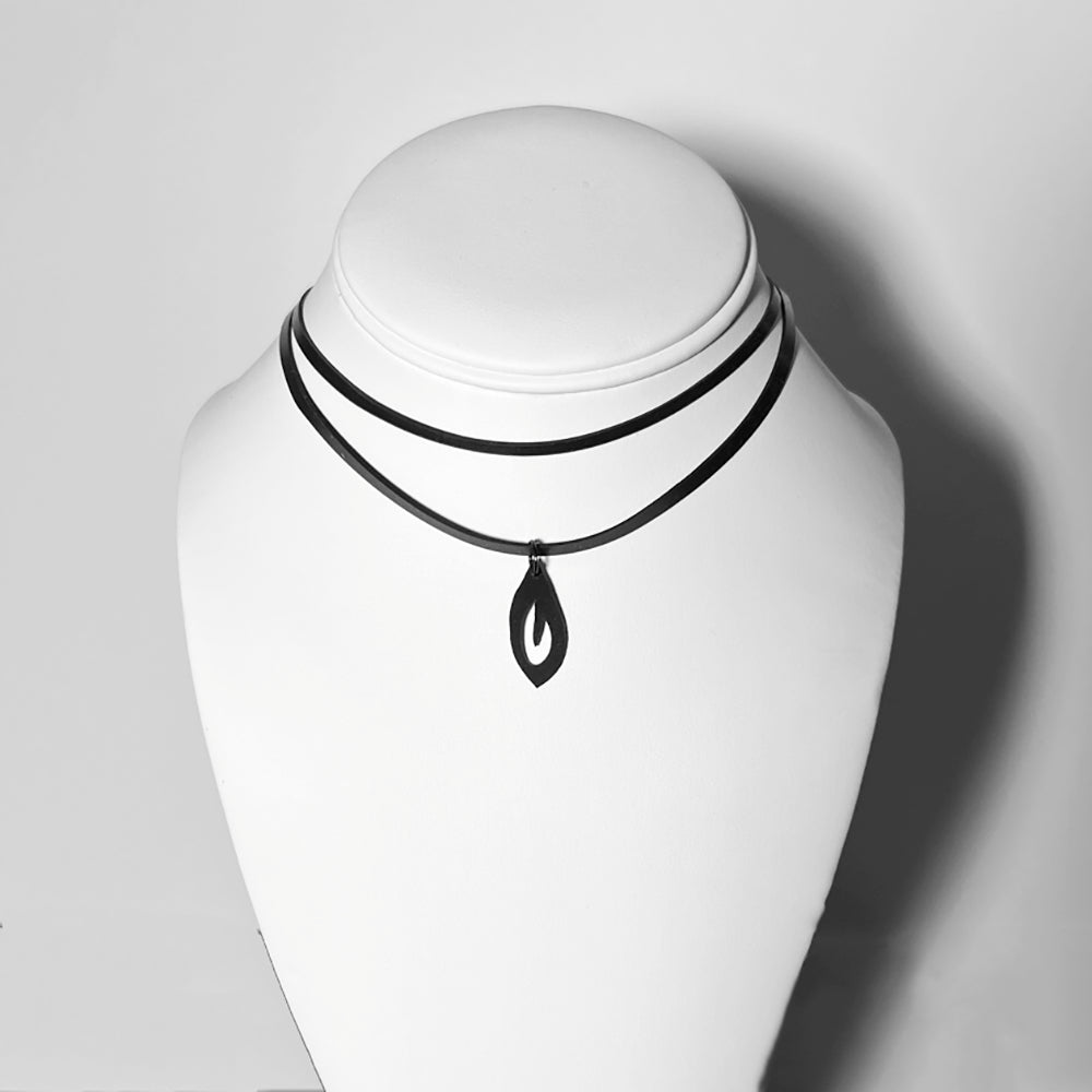 Annemiek Necklace handcrafted in Black Verdasil™, Verdari™ collection — Designed For Motion. Performance jewelry by KADEN & KAI®.