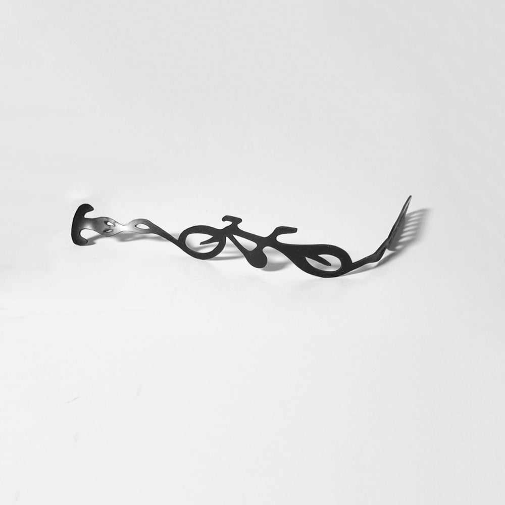 Annemiek Bracelet handcrafted in Black Verdasil® | Verdari - Designed for Motion | Performance Jewelry |  KADEN & KAI®