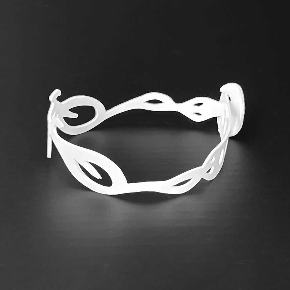 Annemiek Bracelet handcrafted in White Verdasil® | Verdari - Designed for Motion | Performance Jewelry |  KADEN & KAI®