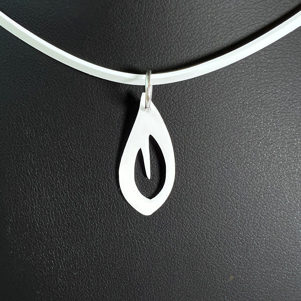 Annemiek_Single_Corded_White_Verdasil | Verdari Performance Jewelry |  KADEN & KAI®