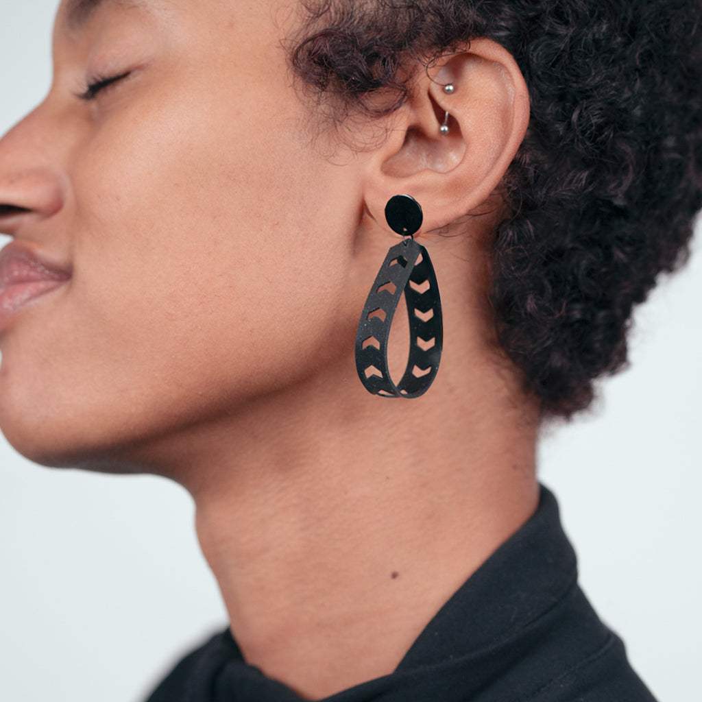 Chevron Hoop Earrings handcrafted in Black Verdasil™, Verdari™ collection — Designed For Motion. Performance jewelry by KADEN & KAI®.