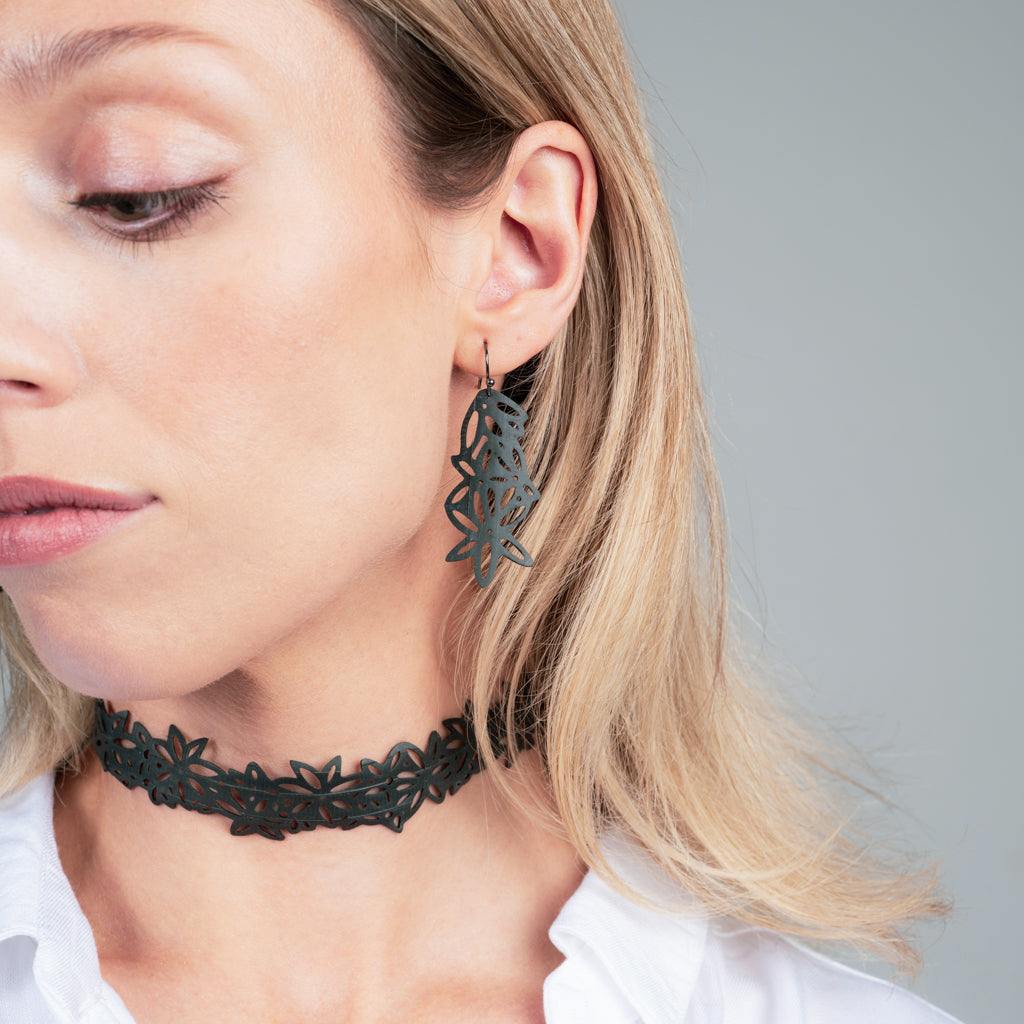 Daisy Choker handcrafted in Black Verdasil® | Verdalure - Designs That Elevate | Performance Jewelry |  KADEN & KAI®