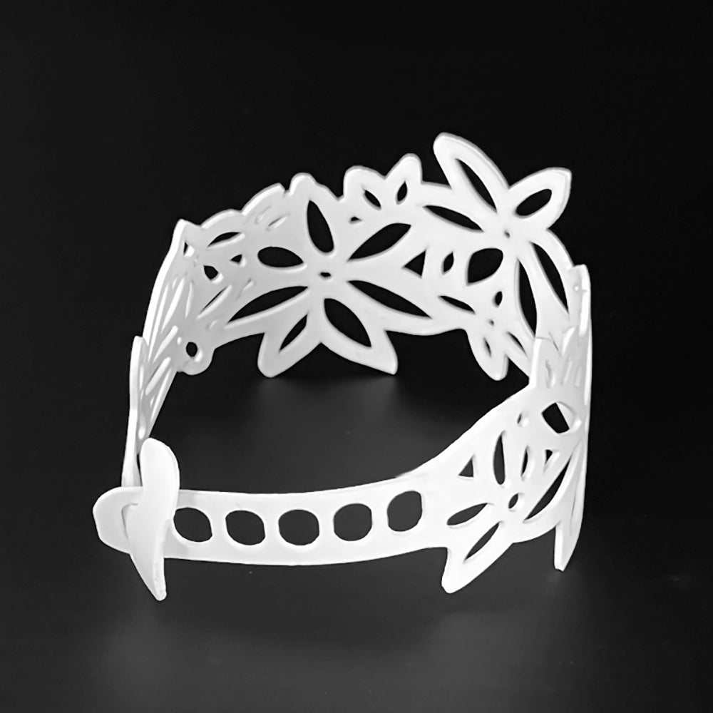 Daisy Bracelet handcrafted in White Verdasil® | Verdalure - Designs That Elevate | Sustainable Fashion Jewelry |  KADEN & KAI®