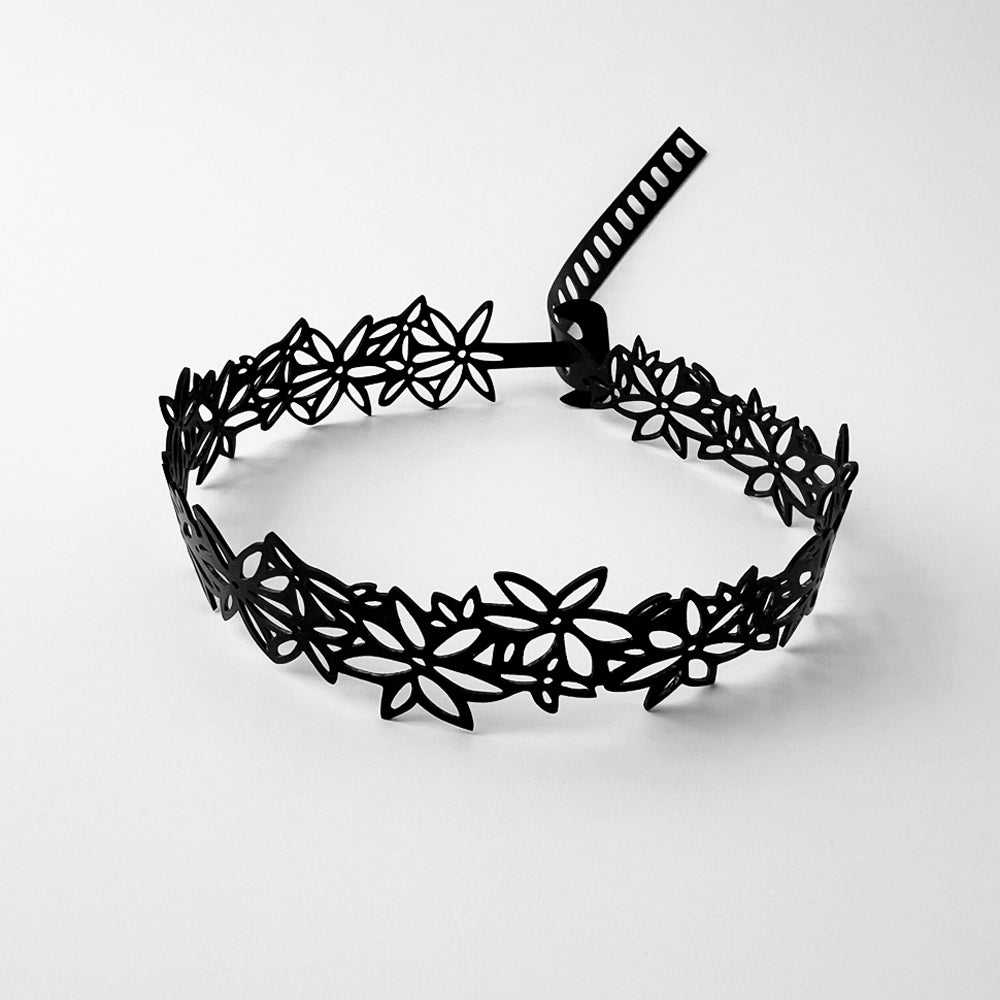 Daisy Choker