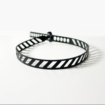 Diver Down Choker handcrafted in Black Verdasil® | Verdari - Designed for Motion | Performance Jewelry |  KADEN & KAI®