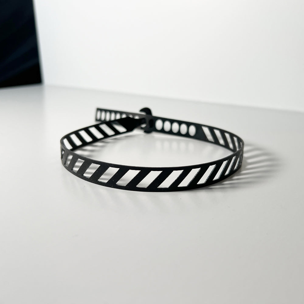 Diver Down Choker handcrafted in Black Verdasil® | Verdari - Designed for Motion | Performance Jewelry |  KADEN & KAI®