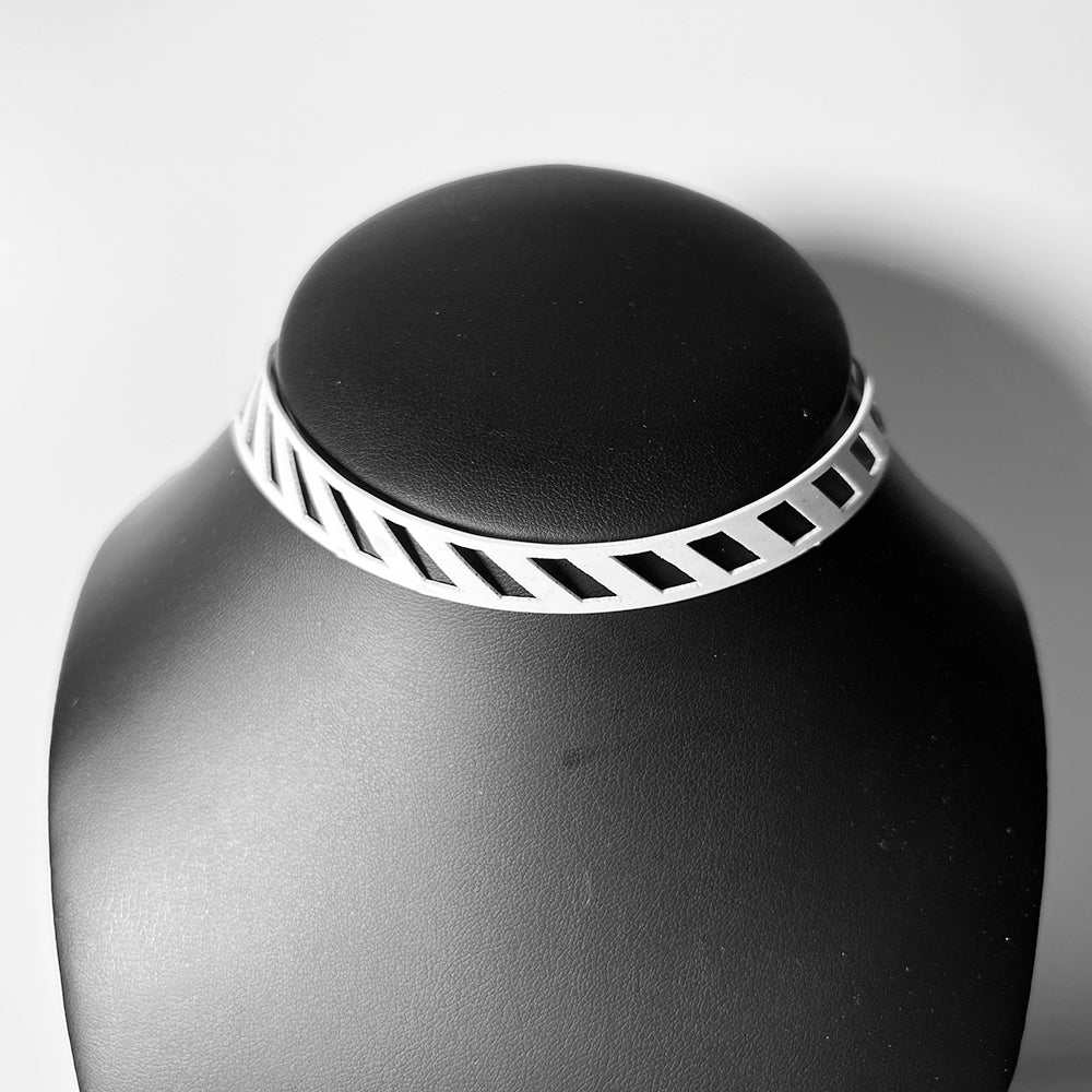 Diver Down Choker handcrafted in White Verdasil® | Verdalure - Designs That Elevate | Performance Jewelry |  KADEN & KAI®