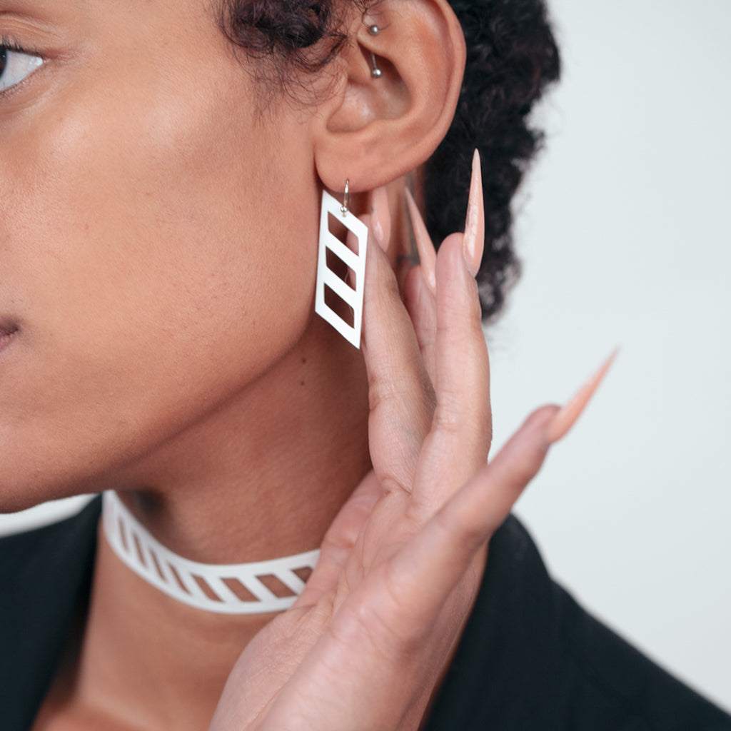 Diver Down Choker and Earrings handcrafted in White Verdasil® | Verdari - Designed for Motion | Performance Jewelry |  KADEN & KAI®