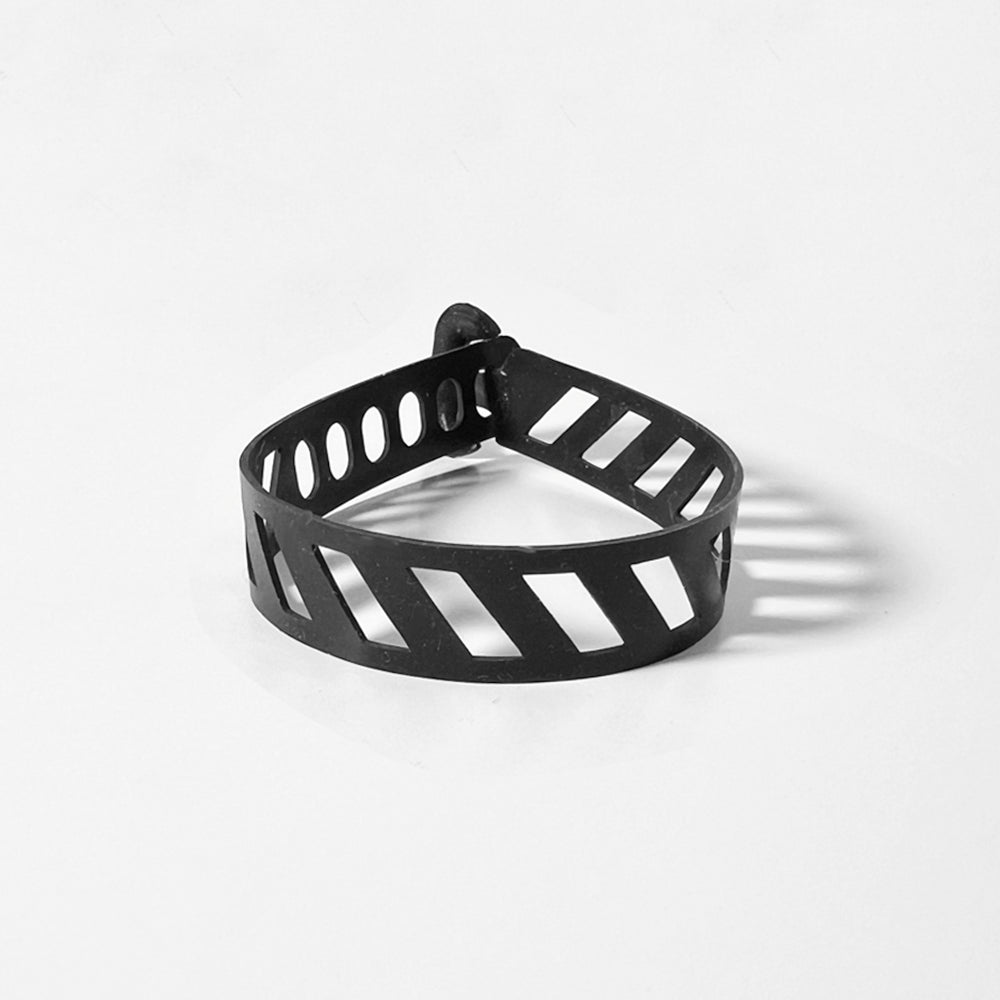 Diver Down Bracelet handcrafted in Black Verdasil® | Verdari - Designed for Motion | Sustainable Fashion Jewelry |  KADEN & KAI®