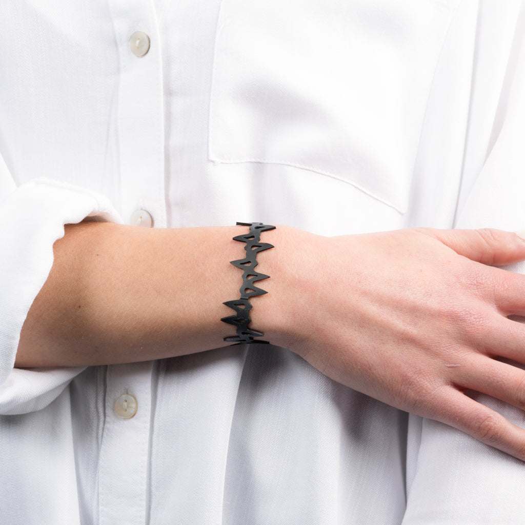 Fang Bracelet handcrafted in Black Verdasil® | Verdacious - Bold By Design | Performance Jewelry |  KADEN & KAI®