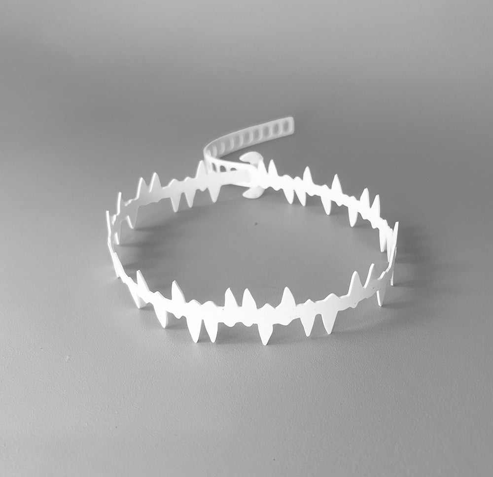 Fierce Choker handcrafted in White Verdasil® | Verdari Performance Jewelry |  KADEN & KAI®