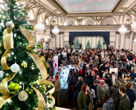 Gifted Holiday market overview of room