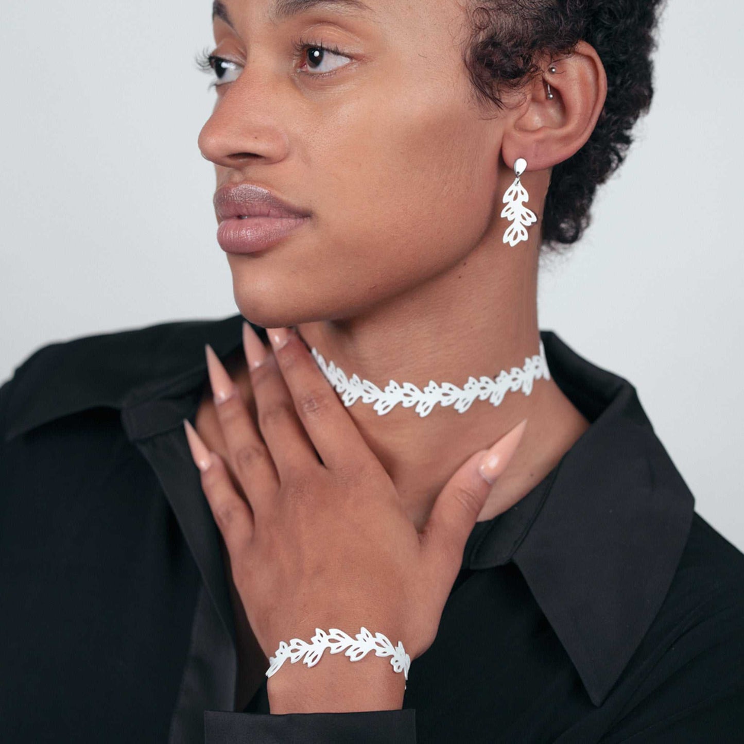 Isla Choker, Bracelet and Teardrop earrings handcrafted in White Verdasil™, Verdalux™ collection — Designs That Elevate. Performance jewelry by KADEN & KAI®.