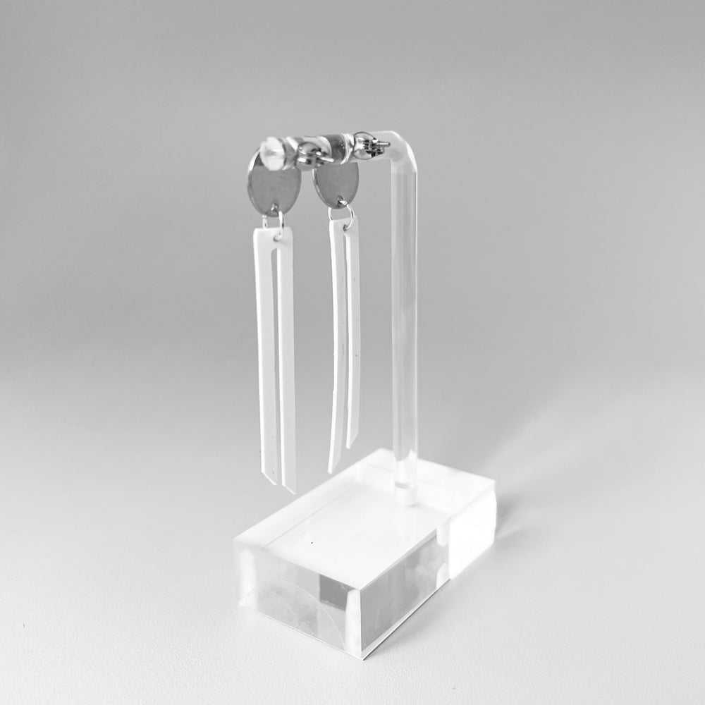 Shockwave Earrings handcrafted in White Verdasil™, Verdalux™ collection — Designs That Elevate. Performance jewelry by KADEN & KAI®.