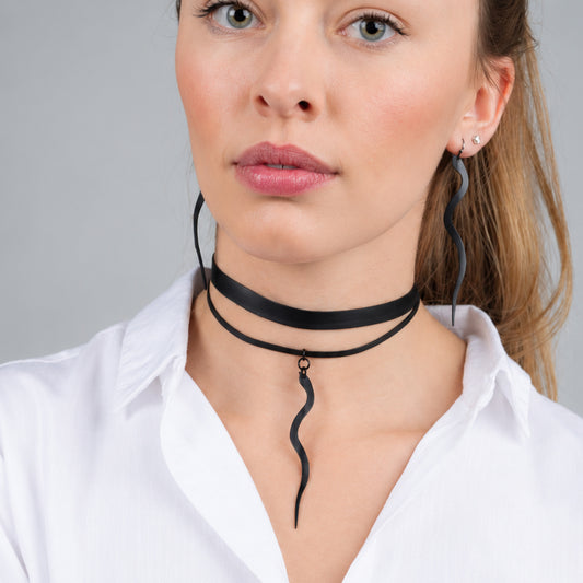Snake Charm Ribbon Choker