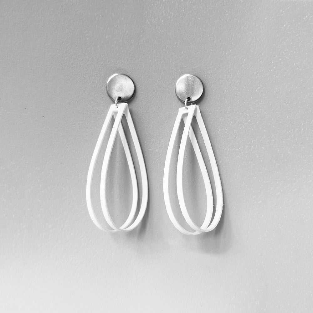 Super Sonic Earrings handcrafted in WhiteVerdasil™, Verdalux™ collection — Designs That Elevate. Performance jewelry by KADEN & KAI®.