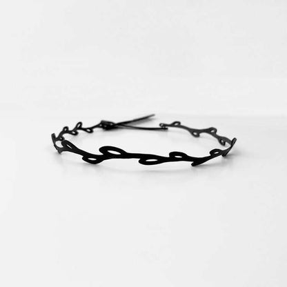 Sweet Ivy Choker Necklace handcrafted in Black Verdasil® | Verdari - Designed for Motion | Sustainable Fashion Jewelry |  KADEN & KAI®