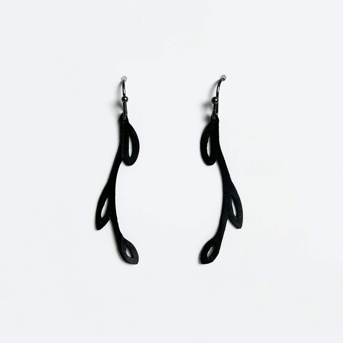 Sweet Ivy Earrings handcrafted in Black Verdasil™, Verdari™ collection — Designed For Motion. Performance jewelry by KADEN & KAI®.
