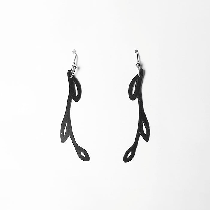 Sweet Ivy Earrings handcrafted in Black Verdasil™, Verdari™ collection — Designed For Motion. Performance jewelry by KADEN & KAI®.