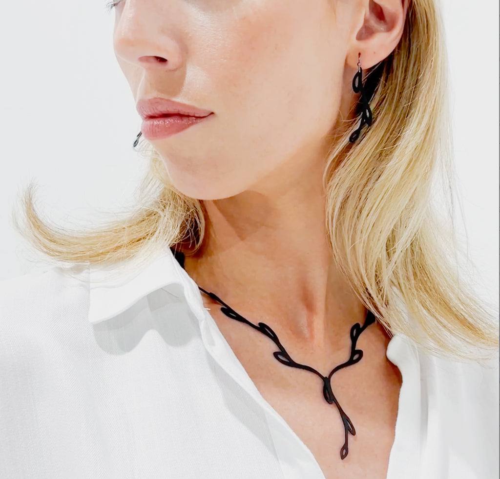Sweet Ivy V Lariat Necklace and Earrings handcrafted in Black Verdasil® | Verdalure - Designs That Elevate | Sustainable Fashion Jewelry |  KADEN & KAI®