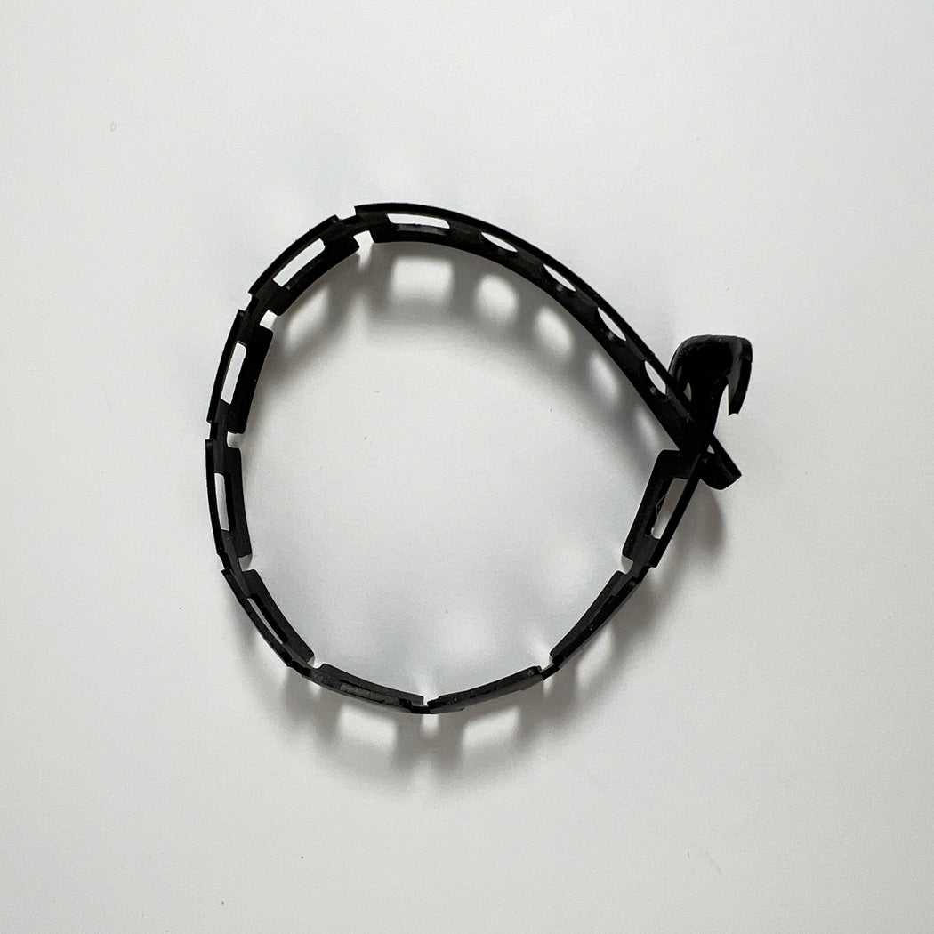 Chain Reaction Bracelet handcrafted in Black Verdasil™, Verdalux™ collection — Designs That Elevate. Performance jewelry by KADEN & KAI®.