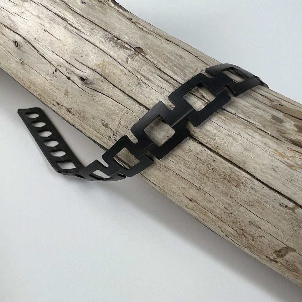 Black Chain Link Bracelet | Kaden and Kai | Sustainable